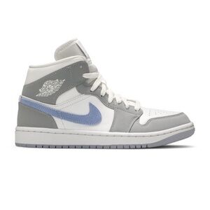 Nike Air Jordan Mid in Gray and Light Blue